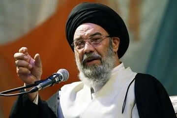 امام جمعه اصفهان: با جریمه پولی موافق نیستم، مجوزها را لغو کنند
