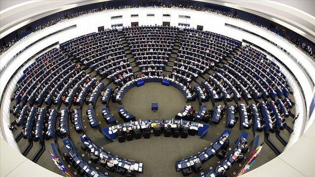  انتقاد پارلمان اروپا از وضعیت حقوق بشر و آزادی‌ها در مصر و پاسخ پارلمان این کشور