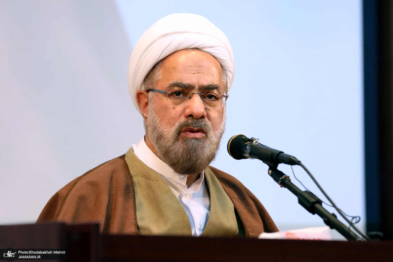 مرتضی جوادی آملی: علی لاریجانی آسیب های ناآگاهان و آزارهای مغرضان را برای حفظ وحدت مردم تحمل کرد
