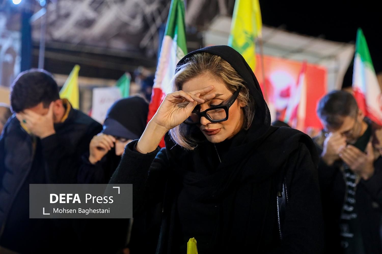 تصاویری از حضور مردم با پوشش‌های متفاوت در بدرقه رئیس شهید اطلاعات سپاه