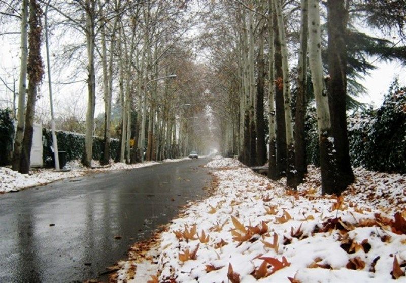انسداد ۱۳ جاده اصلی و فرعی / بارش برف در جاده‌های ۲ استان