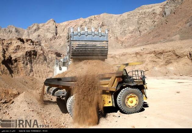 یزد/ آغاز عملیات استخراج دومین ذخیره معدنی سرب و روی جهان