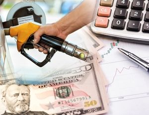 افزایش قیمت بنزین، مسیر حرکت نقدینگی را تغییر می‌دهد؟ | گلوانی: گرانی بنزین یک شوک موقت تورمی ایجاد می‌کند نه تورم 150 درصدی!