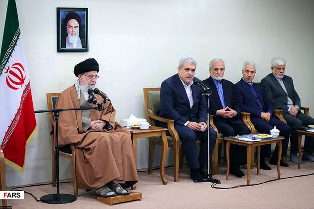 دیدارمسئولان پژوهشکده علوم شناختی با رهبری