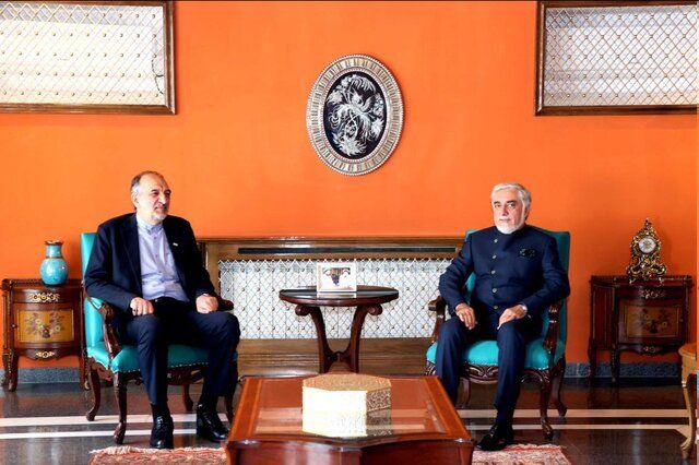  عبدالله عبدالله با سفیر ایران در افغانستان دیدار کرد