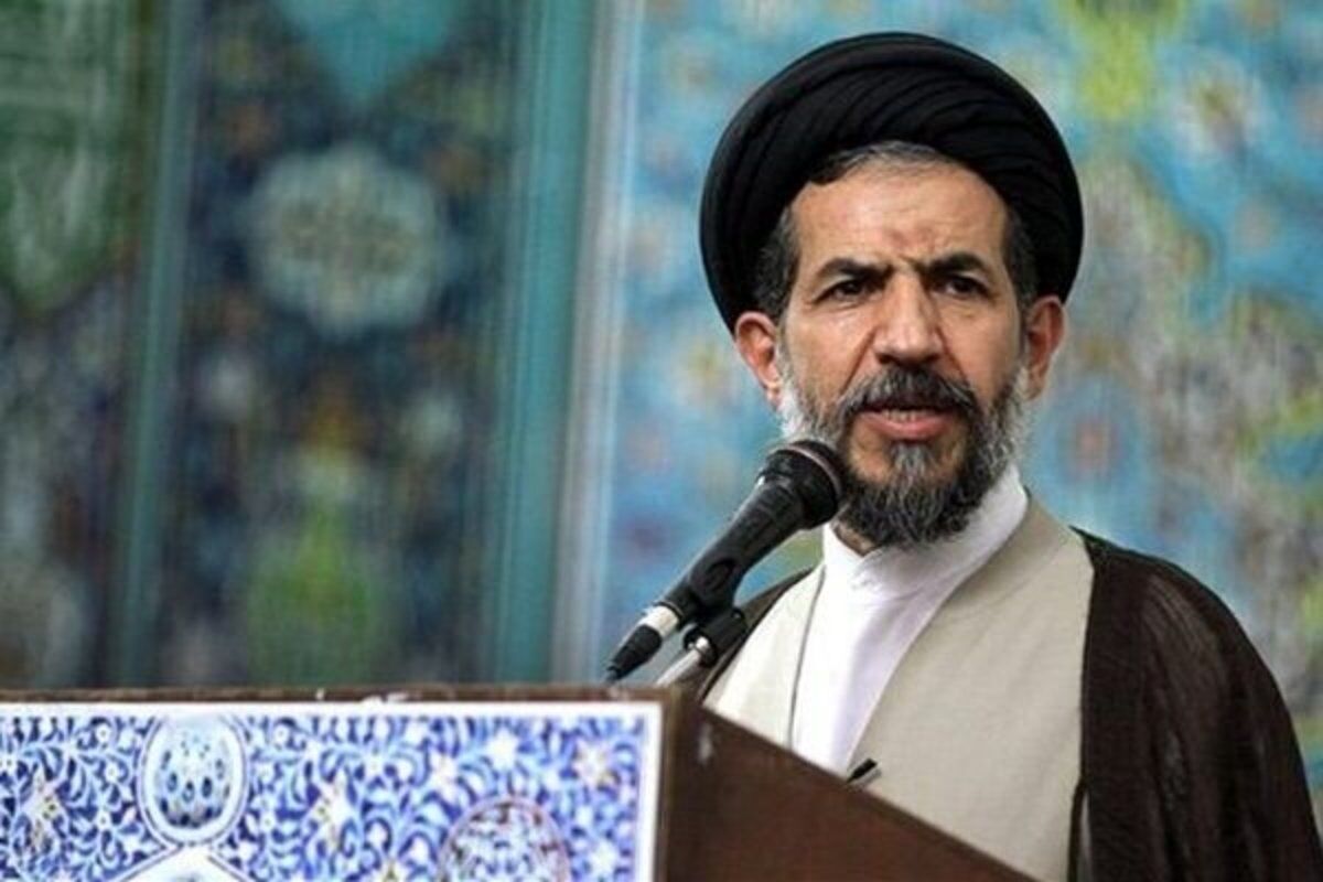 اظهارات امام جمعه موقت تهران درباره قدرت نظامی ایران/ آمریکا و اسرائیل به کمتر از فروپاشی اقتدار ایران راضی نیستند+ فیلم