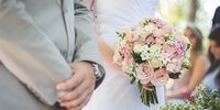 حرکت عجیب داماد در جشن عروسی‌اش!+ عکس