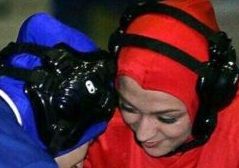 لباس تایید شده کُشتی زنان ایران + عکس