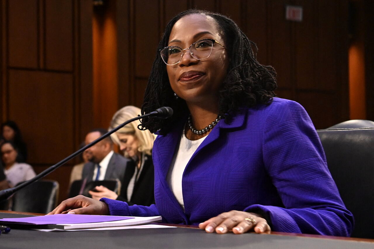 ورود نخستین قاضی زن سیاه‌پوست به دیوان عالی آمریکا