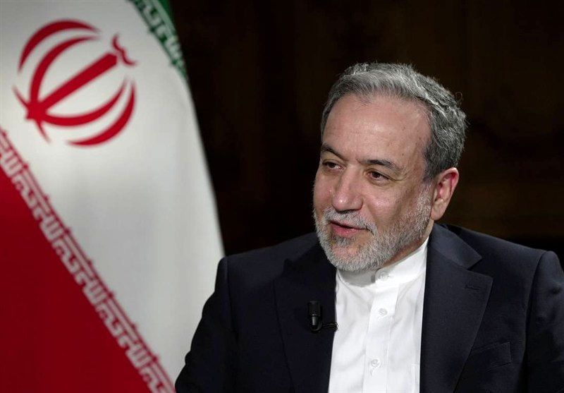 دیدار عراقچی با مقام سعودی در تهران + عکس