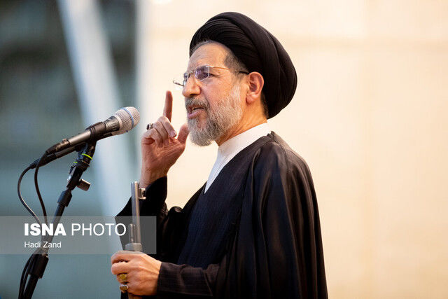 امام جمعه تهران:  ناتوانی آمریکا در تامین امنیت کشورهای حاشیه خلیج‌فارس افشا شد/ هیمنه نظامی و اقتصادی اسرائیل و آمریکا در دنیا درهم شکست