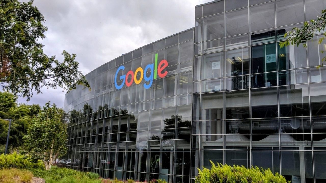 گوگل محکوم شد/ غرامت سنگین برای کپی‌کاری