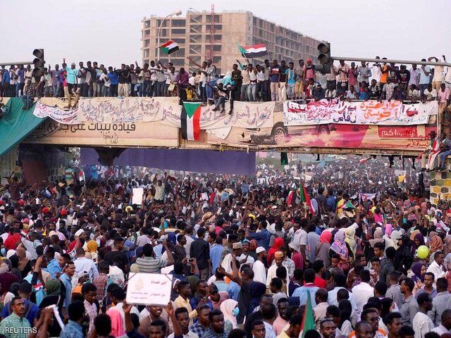 کودتا در سودان/بازداشت عمرالبشیر