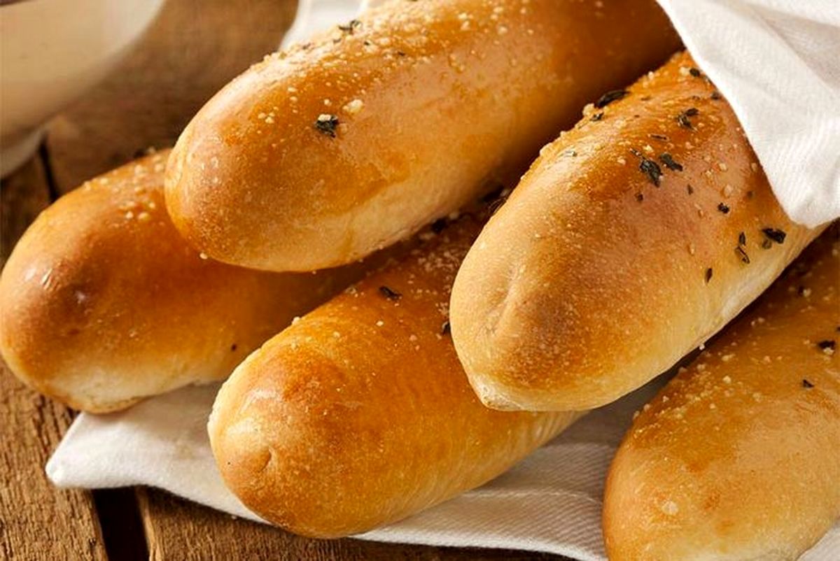 نان فانتزی فروشان آجر شد/ افت ۷۰ درصدی فروش نان های فانتزی در کشور