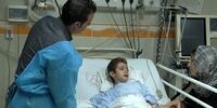 پدر کودک حادثه دیده مسابقات صخره نوردی: سطح هوشیاری آرمان افزایش یافته است/ پسرم هنوز قادر به راه رفتن نیست+عکس