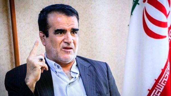 کنایه علی لاریجانی به فیلترینگ شورای نگهبان از زبان یک اصلاح طلب/ ادامه این جریان کشور را به بن‌بست می‌رساند