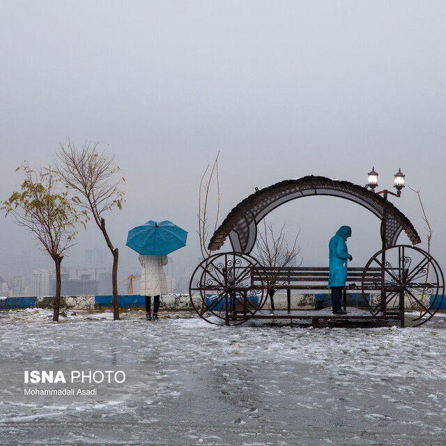 تهران سردتر می‌شود/برف و باران در راه است