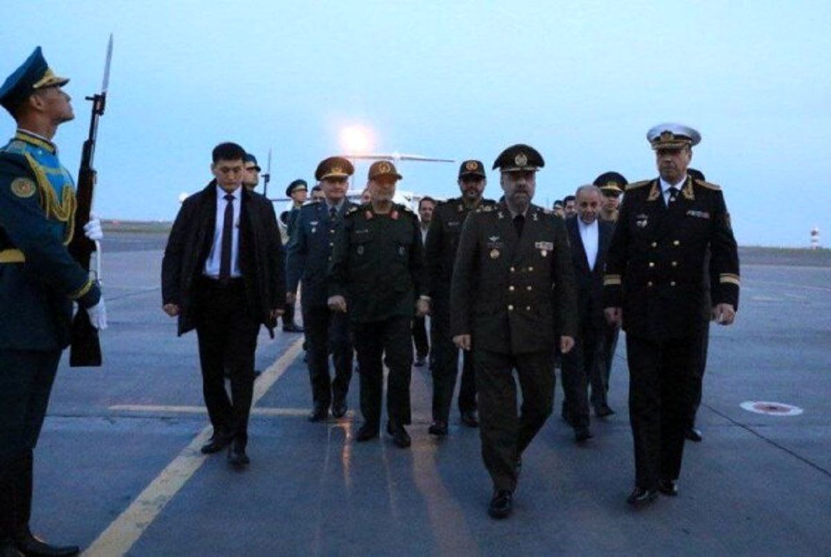 وزیر دفاع وارد قزاقستان شد + جزئیات