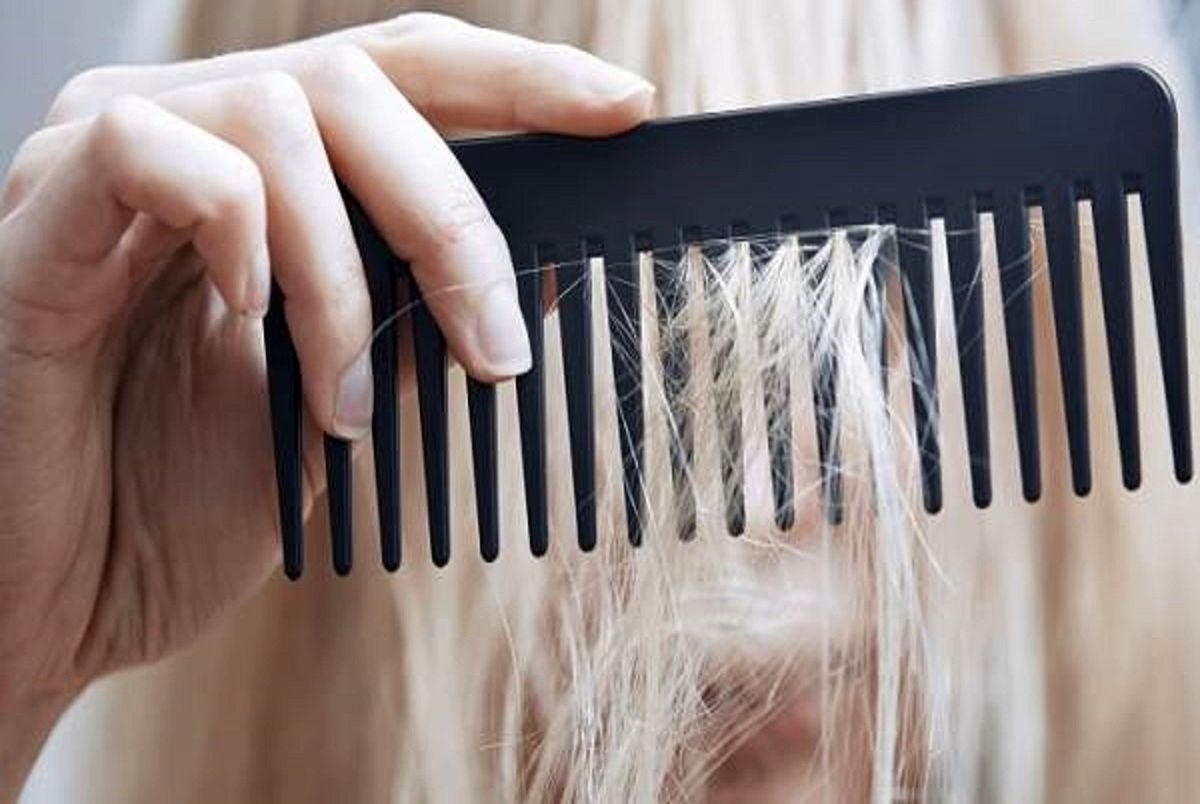 8 عادت غلطی که موجب چرب شدن موها می‌شود