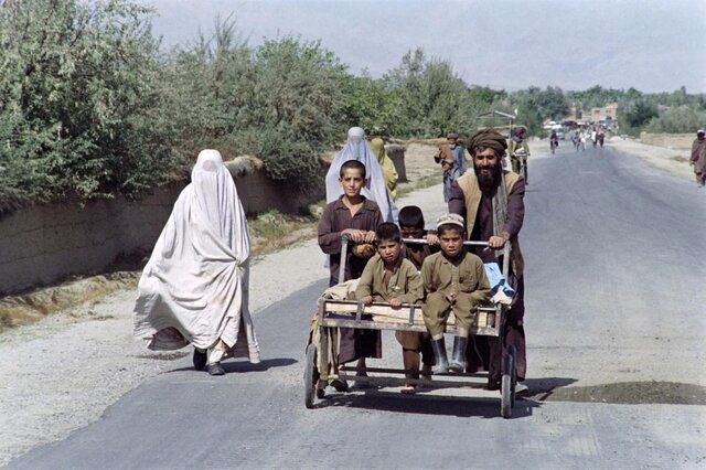 طالبان: وظیفه زن فرزندآوری است/ حضور آنان در دولت ضرورتی ندارد
