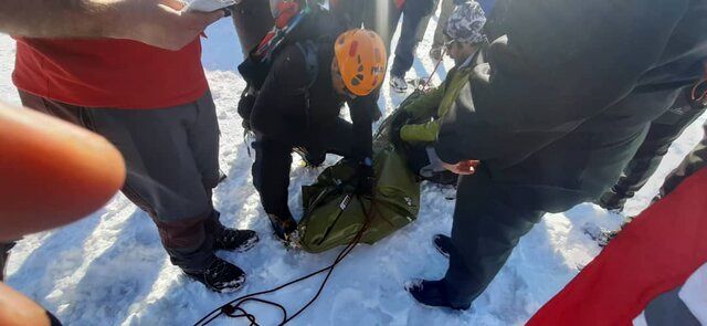 پایان عملیات جستجو در ارتفاعات شمال تهران با کشف اجساد ۱۱ نفر از کوهنوردان
