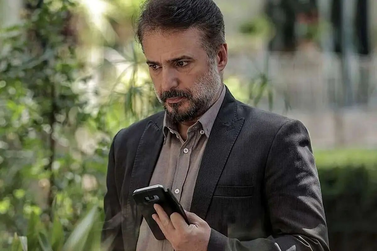 انتقاد تند و عصبانیت شدید سید جواد هاشمی درباره دستگیری بازیگران در تولد علی شادمان + فیلم