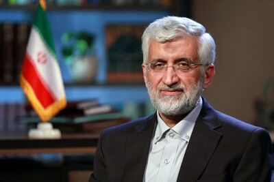 سعید جلیلی در محاصره شریفی‌ها/واکنش دانشجویان به یک کاندیدای انتخاباتی+عکس