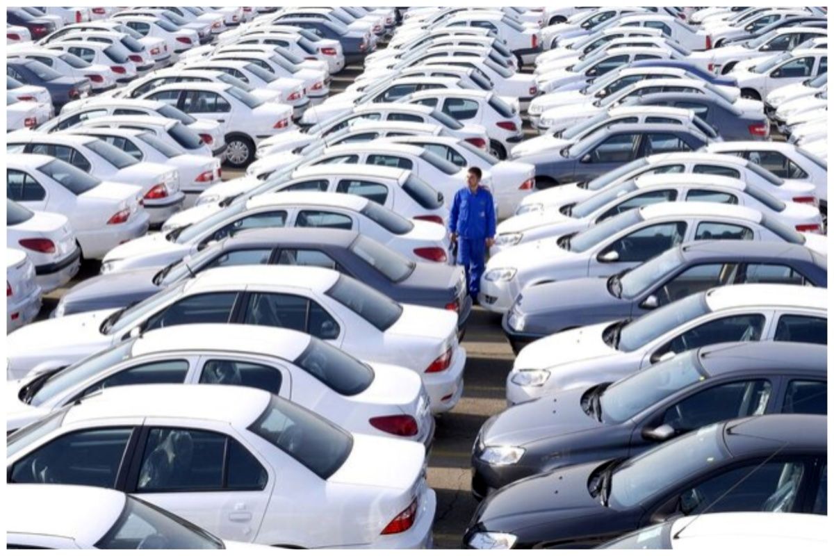 مسیر متفاوت خودروسازان برای عرضه محصولات / فروش قسطی خودرو ادامه دارد