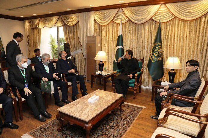 تاکید ایران برهمکاری همه جانبه با پاکستان در دیدار عمران‌خان و امیرعبداللهیان