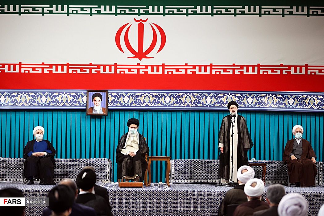  حضور علی لاریجانی در مراسم تنفیذ رئیسی+ عکس
