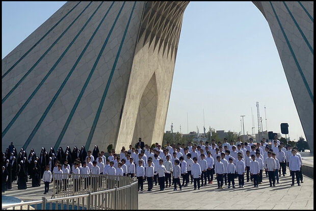 تولید اولین نماهنگ قرن ایران در برج آزادی 