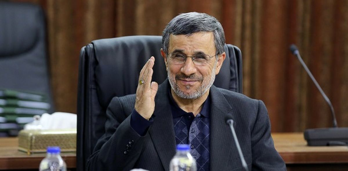 محمود احمدی نژاد شیفته آنجلینا جولی شد /شایسته تقدیر هستی!