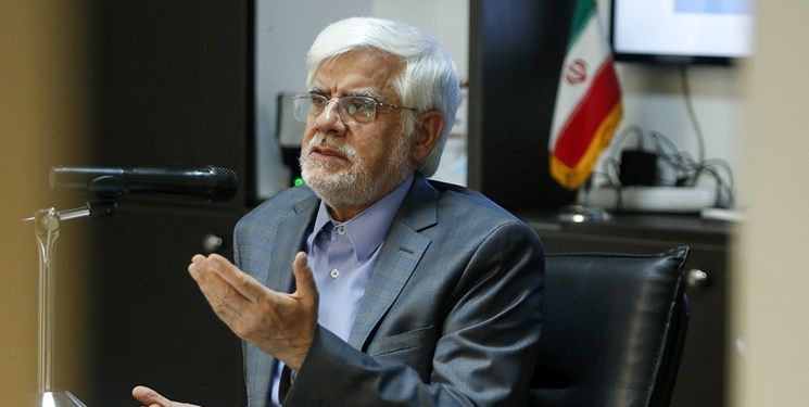 انتقاد عارف از طرح اقتصادی رئیسی/ اجماع روی حسن روحانی یکی از اشتباهات اصلاحات بود