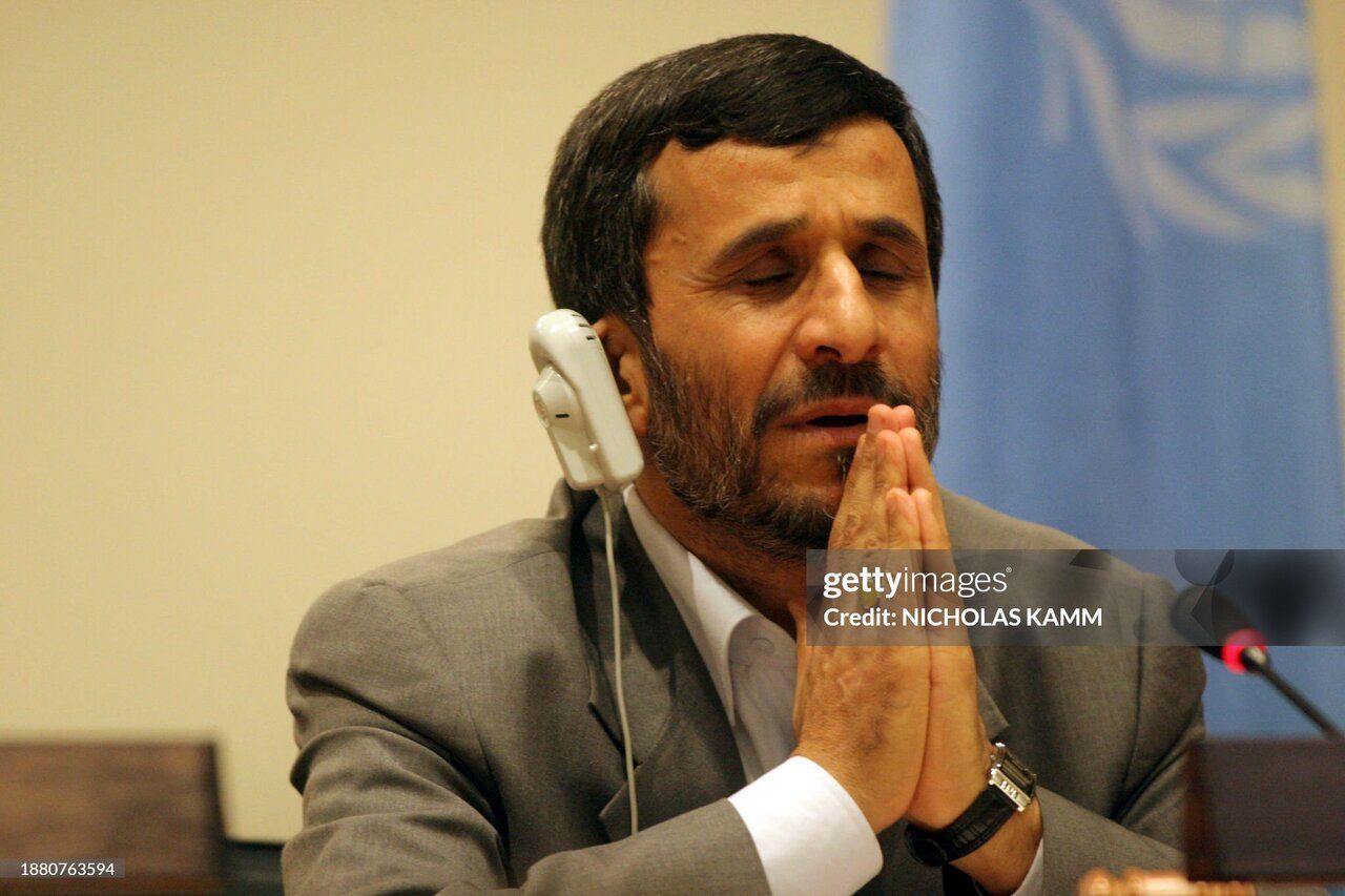 داستان یک رئیس‌جمهور/ هفده سال بعد از ۲۲ خرداد سال ۱۳۸۸ میراث احمدی نژاد برای اصولگرایان چیست؟
