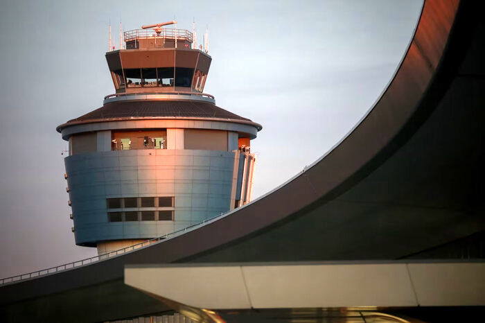 اختلال در سیستم هوایی آمریکا، لغو پروزاها به دنبال تعطیلی دولت ترامپ