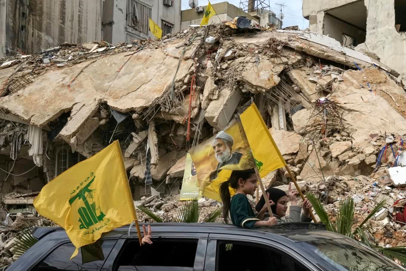  جنگنده‌های اسرائیلی شهرک «دیر عامص» در جنوب لبنان را بمباران کردند