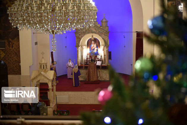 جشن سال نو میلادی در کلیسای سرکیس مقدس تهران