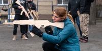 دستور نماینده زلنسکی به زنان اوکراینی