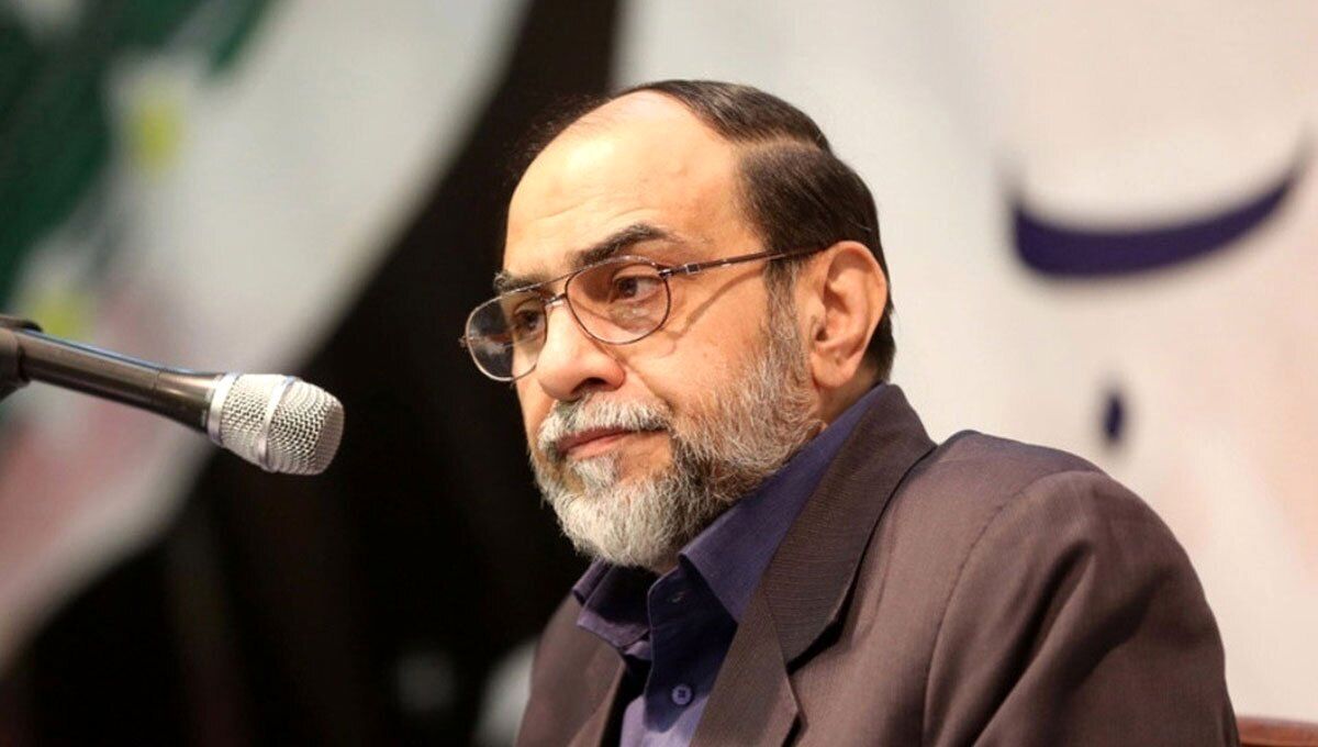 رحیم پور ازغدی: خیلی برای رضا پهلوی غصه می‌خورم!/ طفلک پیر شد و شاه نشد + فیلم