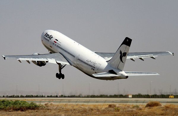 پرواز اولین هواپیمای ایرانی برای بازگرداندن ایرانیان مقیم اوکراین از لهستان