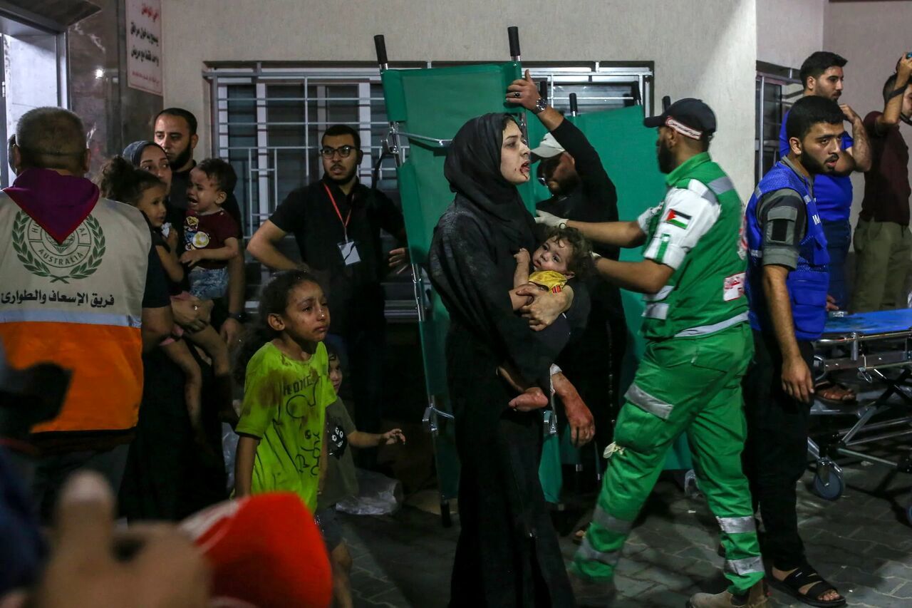  وضعیت فاجعه بار در بیمارستان شفا غزه/ بوی اجساد همه جا را فرا گرفته است