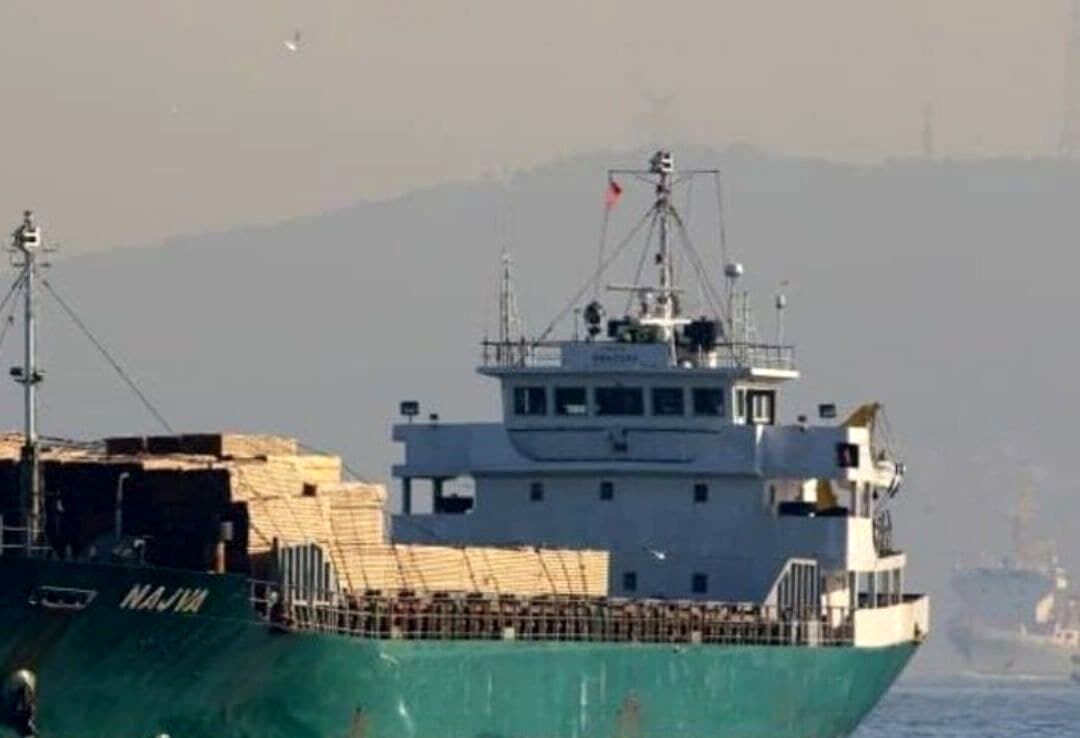 جزئیات تازه از کشتی به گل نشسته ایرانی در روسیه