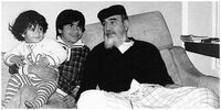 تصاویری ناب از‌ رهبر فقید جمهوری اسلامی (ره) در کنار نوه هایش