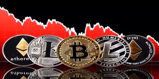 جهش بی‌سابقه قیمت تتر تا آستانه ۱۴۰ هزار تومان | بیت‌کوین به زیر ۸۸ هزار دلار رسید | فرار سرمایه‌ها به پناهگاه‌های امن