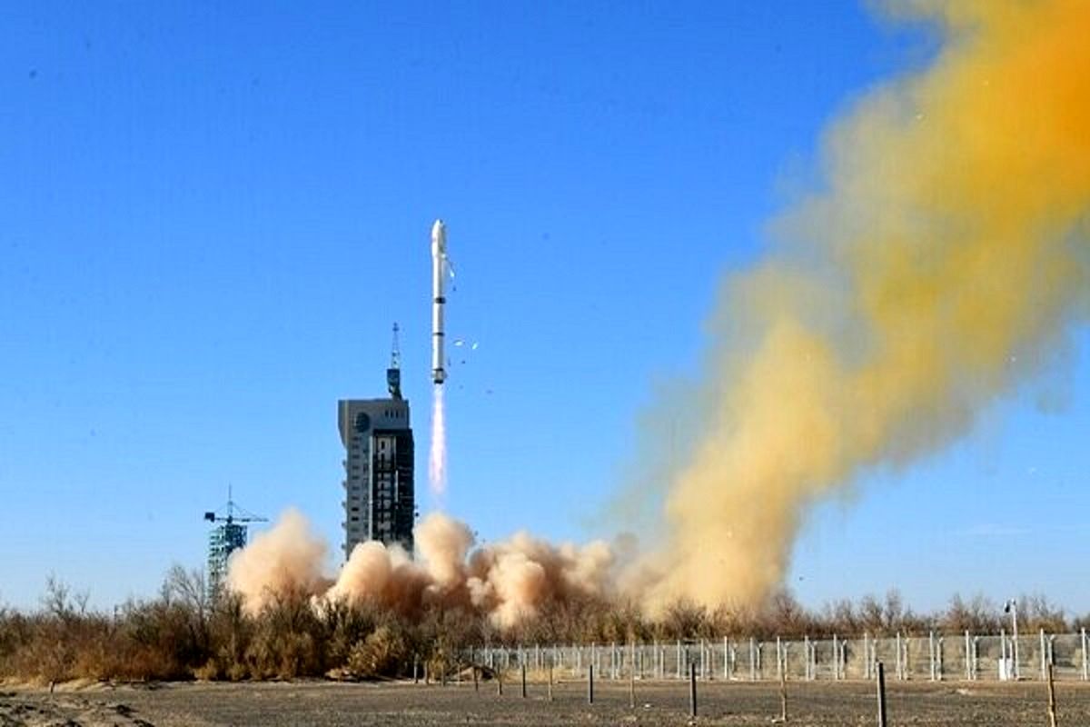 پرتاب موفقیت‌آمیز ماهواره مصر ست ۲ از چین/ اولین محصول مصری در فضا