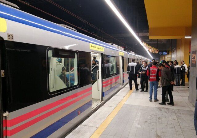 سارق طلای مسافران متروی آزادی غافلگیر شدند