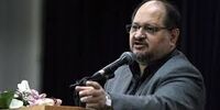  شریعتمداری: تولید متکی بر منابع طبیعی، فاجعه است