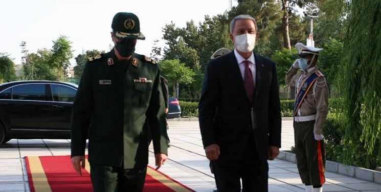 جزئیات دیدار وزیر دفاع ترکیه با سرلشکر باقری