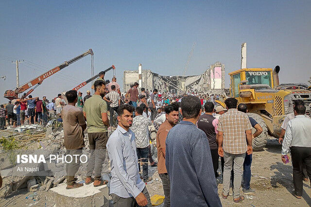 تعداد شهدای مدرسه میناب به 60 نفر افزایش یافت