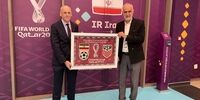 حسین شریعتمداری این عکس خاص را نگاه نکند!